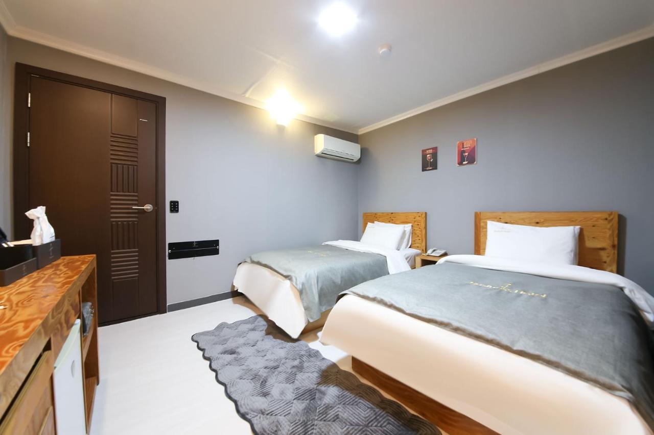 Gung Hotel Чонджу Номер фото