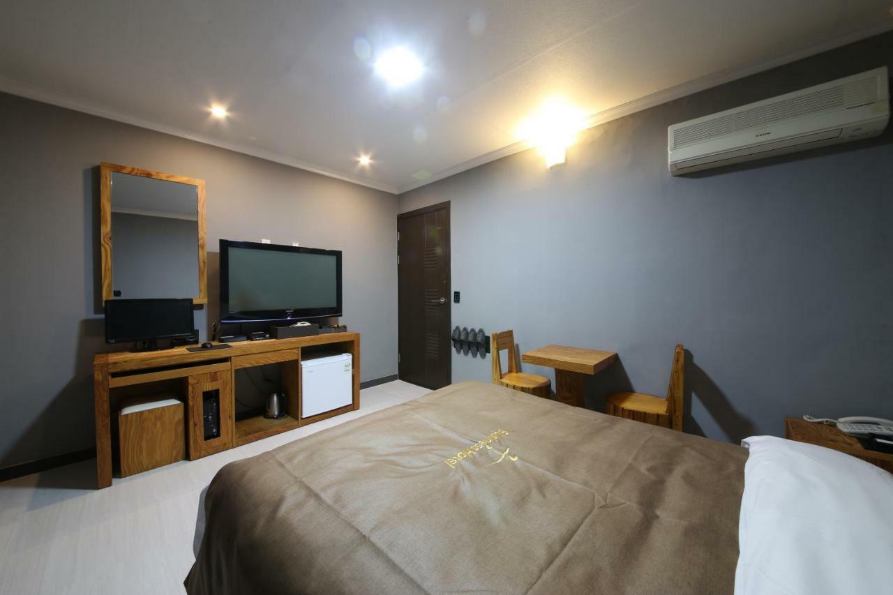 Gung Hotel Чонджу Екстер'єр фото