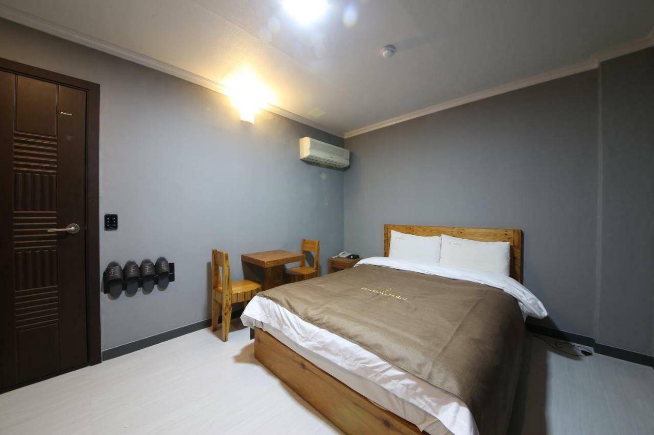 Gung Hotel Чонджу Екстер'єр фото