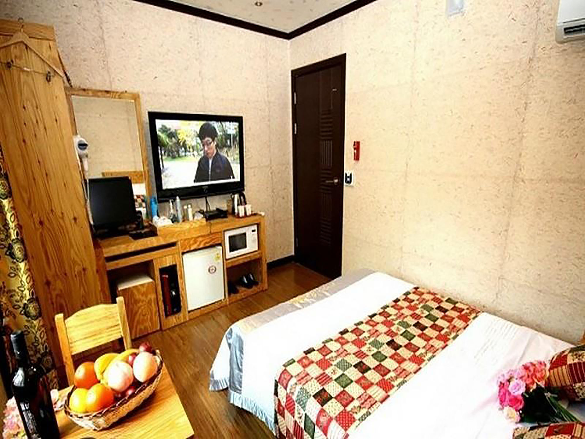 Gung Hotel Чонджу Екстер'єр фото